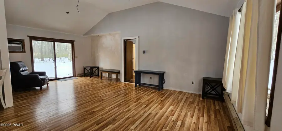 105 Floyd Court, Milford, PA 18337 - Image #2