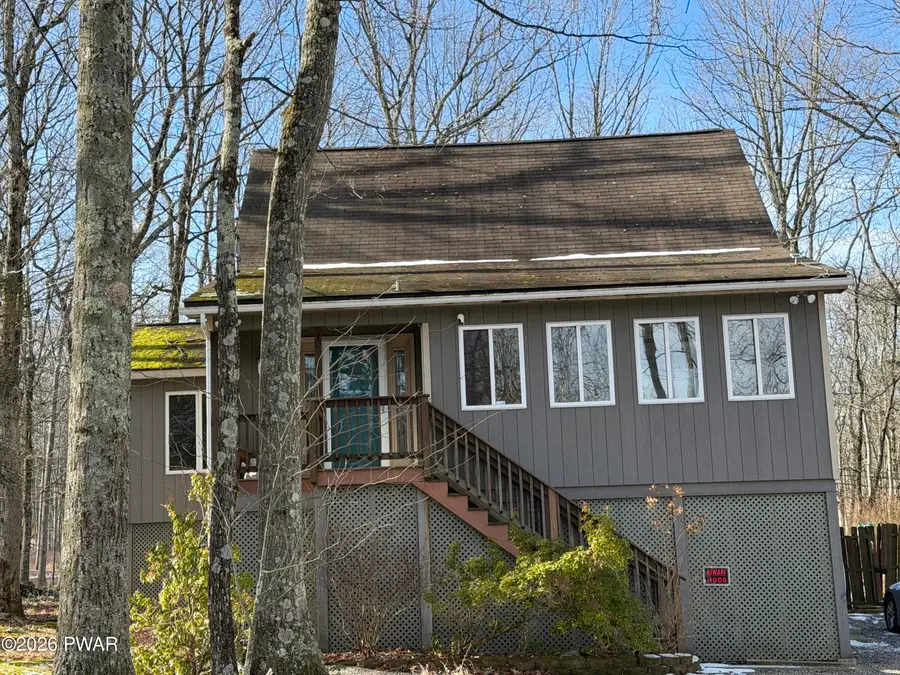 806 Wren Court, Lords Valley, PA 18428 - Image #3