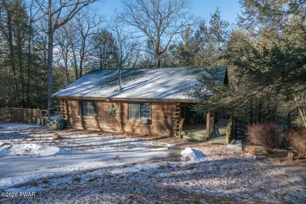 124 West Mulberry Drive, Milford, PA 18337