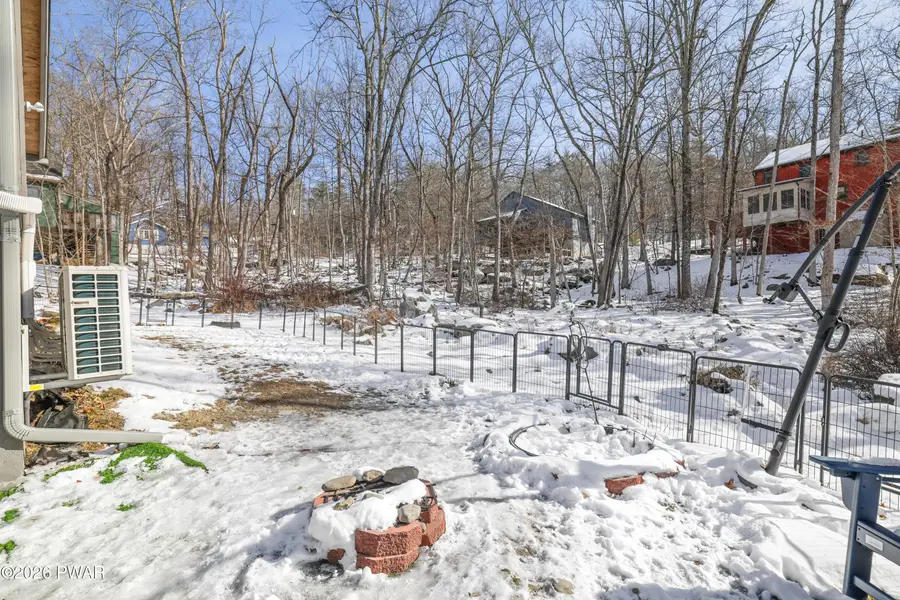 109 Stuart Place, Bushkill, PA 18324 - Image #2