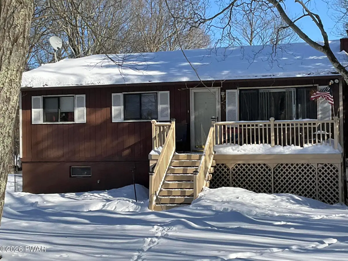 154 Roundhill Rd Road, Dingmans Ferry, PA 18328 - Image #1