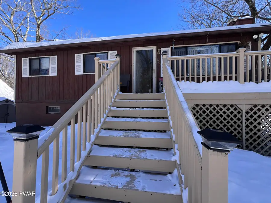 154 Roundhill Rd Road, Dingmans Ferry, PA 18328 - Image #2