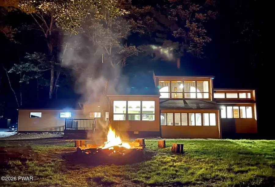 560 Rt 739, Hawley, PA 18428 - Image #2