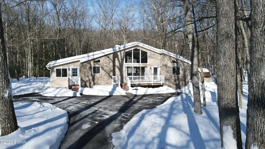 128 Portage Lane, Lords Valley, PA 18428 - Image #2