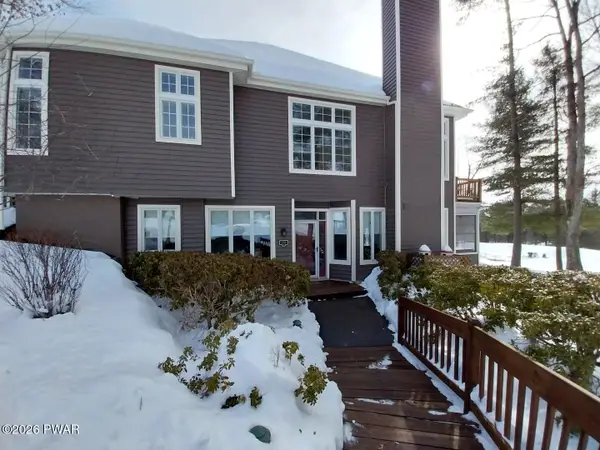 138 Elm Lane, Hawley, PA 18428