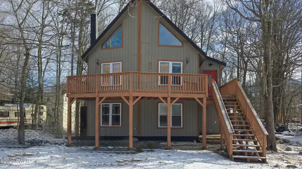 252 Greenbriar Circle, Tobyhanna, PA 18466