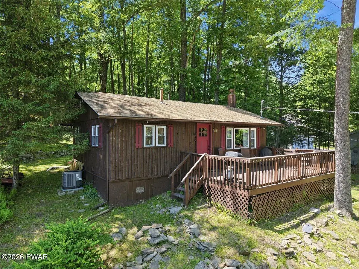 305 Laurel Lane, Greentown, PA 18426 - #1