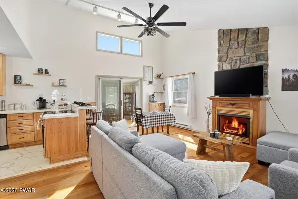 6433 Marvin Gardens Drive, Tobyhanna, PA 18466