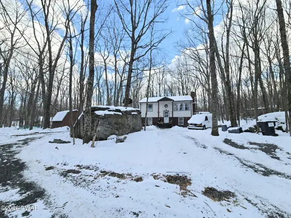 113 Blueridge Lane, Lords Valley, PA 18428