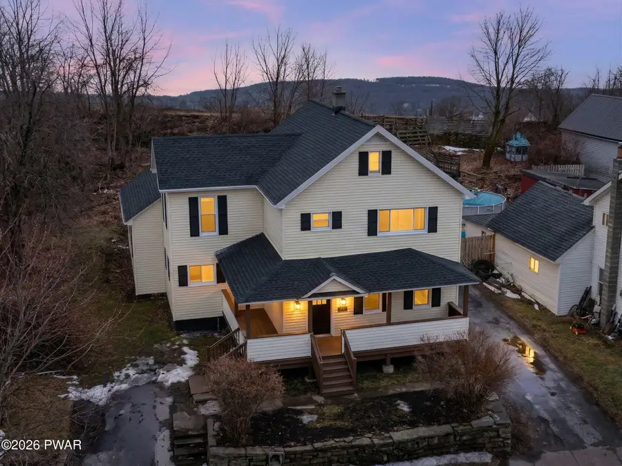 86 Pike Street, Carbondale, PA 18407 - #2