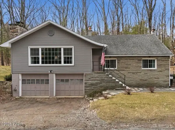 201 Shiny Mountain Road, Greentown, PA 18426
