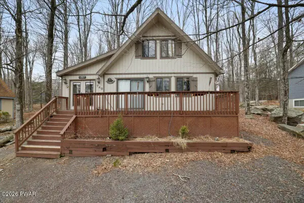 740 Woodridge Drive, Hamlin, PA 18427