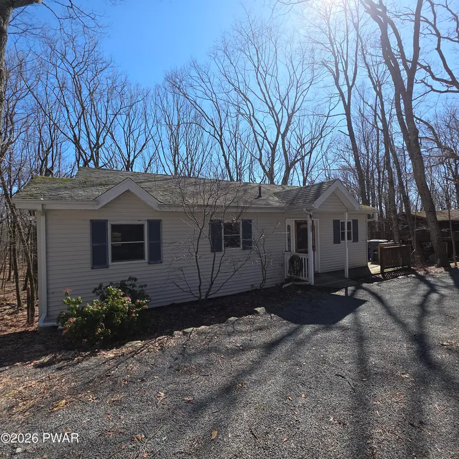 137 Gaskin Drive, Lords Valley, PA 18428 - #2