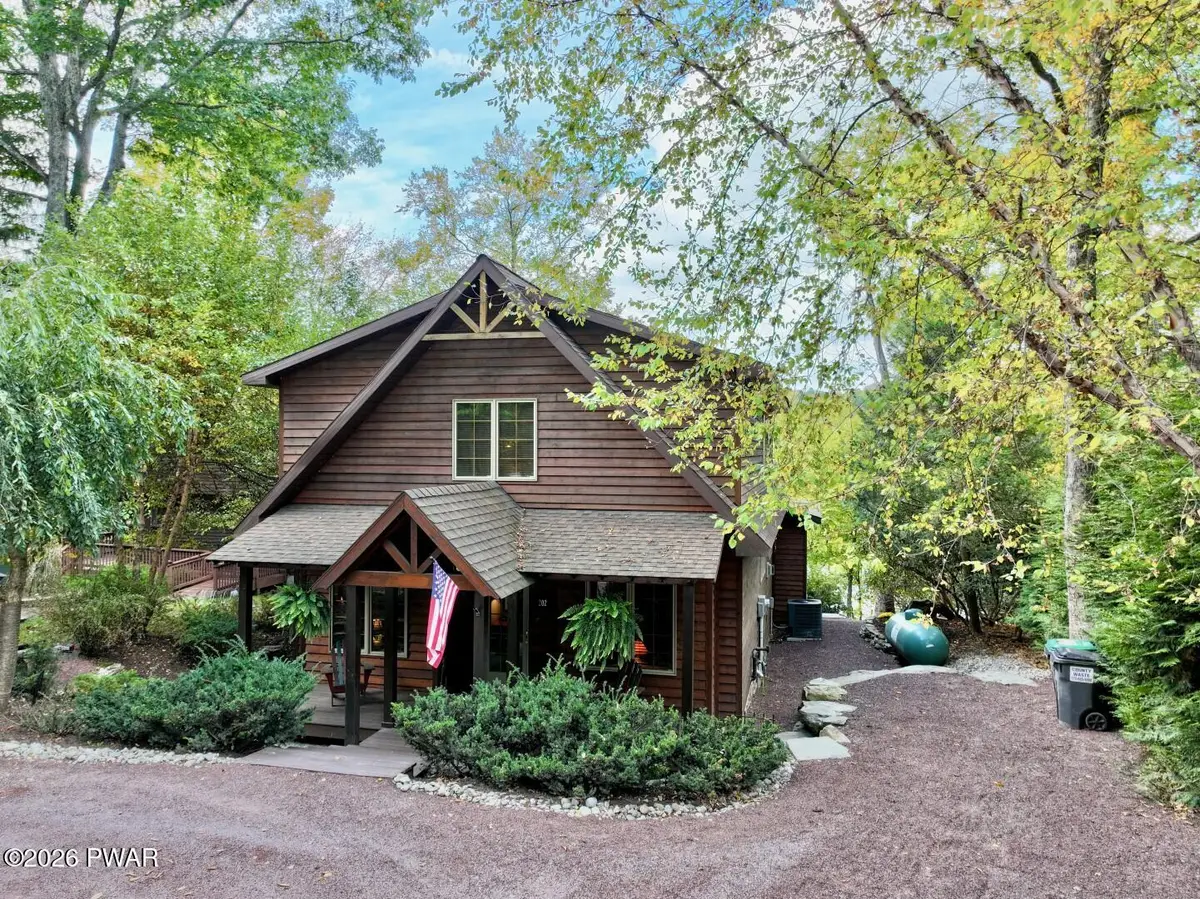 202 Lennon Road, Greentown, PA 18426 - #1