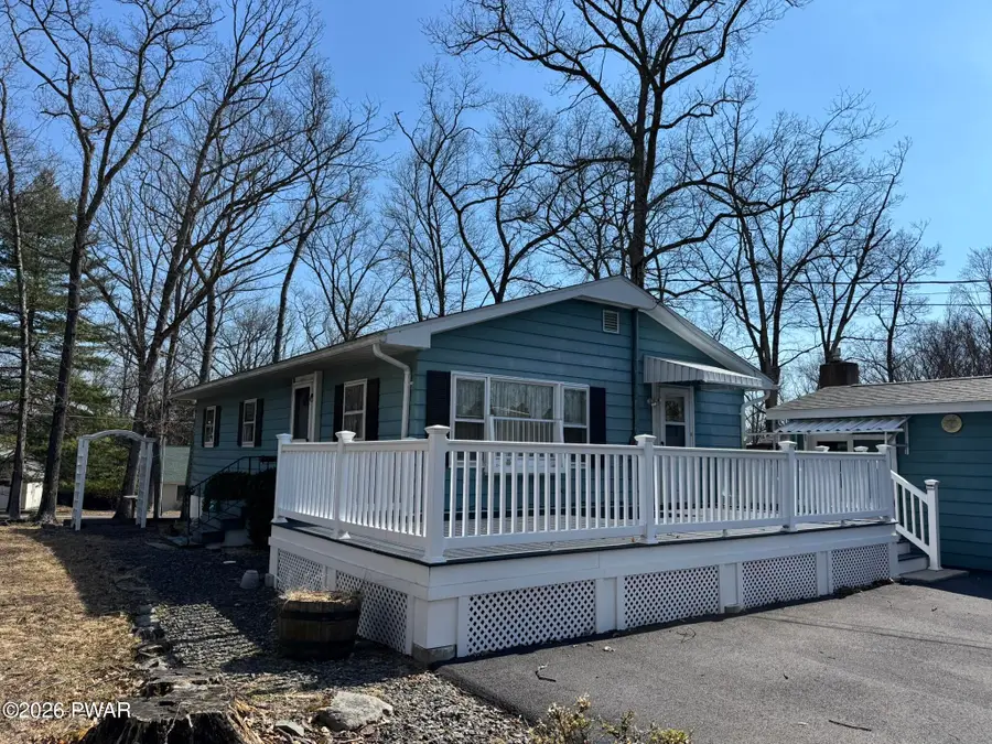 13 Oak Drive, Lakeville, PA 18438 - #2