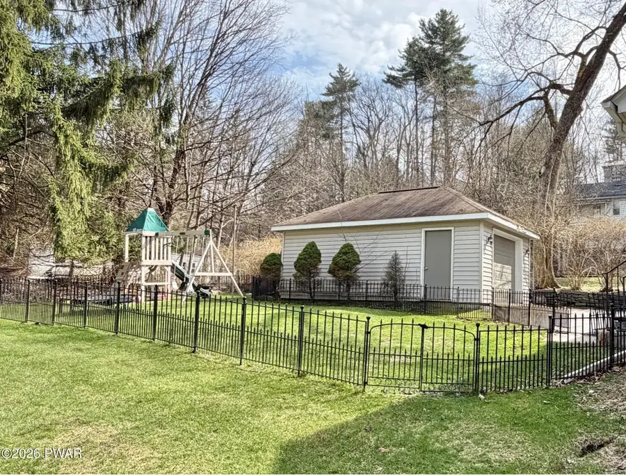 406 Welwood Avenue, Hawley, PA 18428 - #3