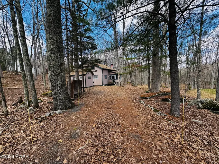 803 Round Up Court, Lords Valley, PA 18428 - #3