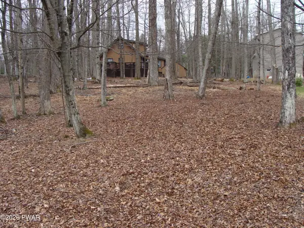 46 Indian Drive, Lake Ariel, PA 18436