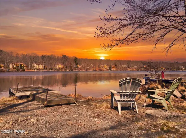 110 Spruce Lake Drive, Milford, PA 18337