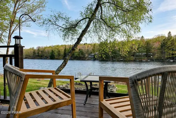 806 Widgeon Court, Lords Valley, PA 18428