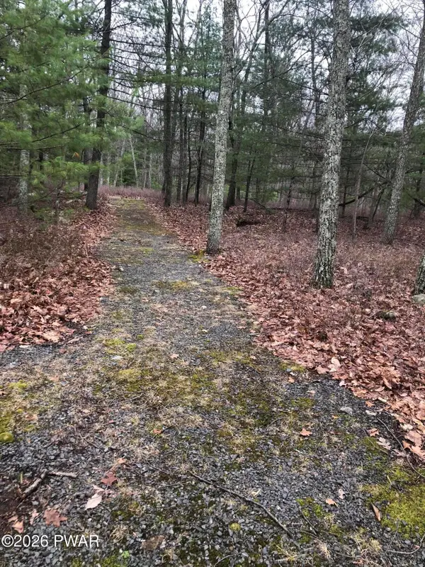 Bear Creek Court, Milford, PA 18337