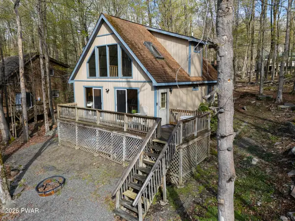 72 Woodridge Drive, Lake Ariel, PA 18436