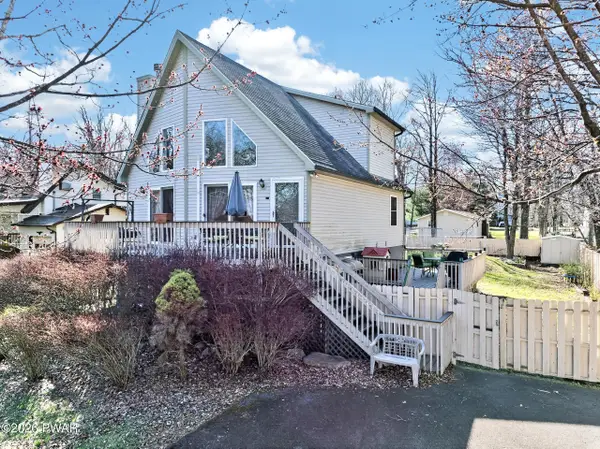 155 Skyview Road, Dingmans Ferry, PA 18328