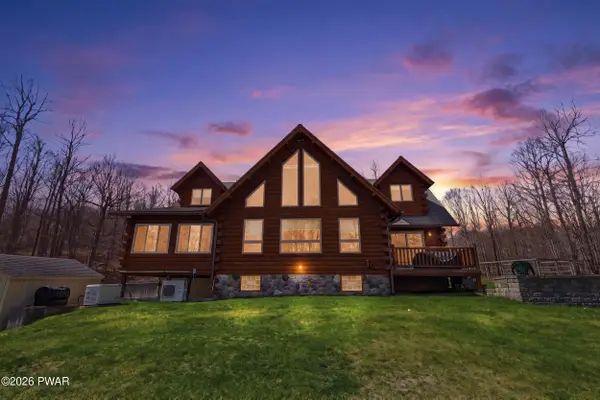 9 Crestview Drive, Equinunk, PA 18417