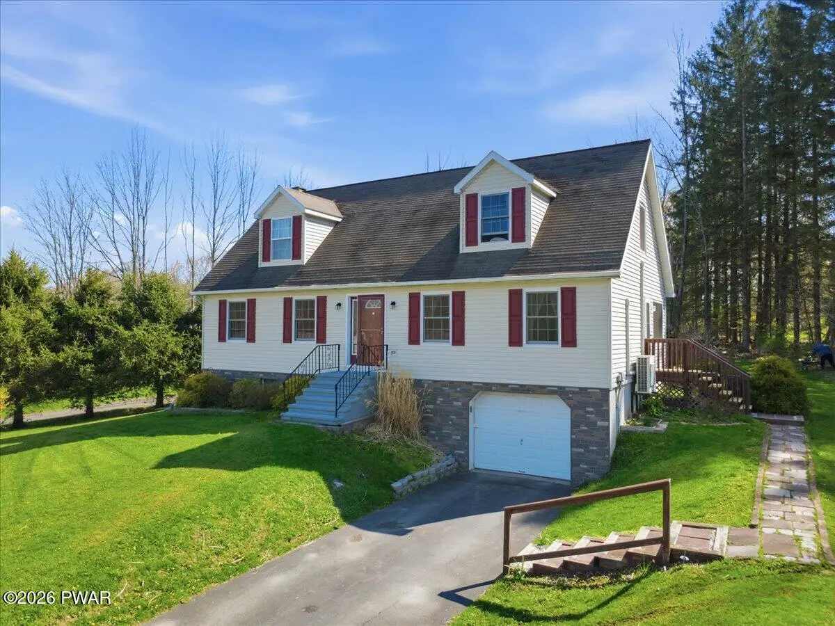 16 Rockwell Lane, Waymart, PA 18472 - #1