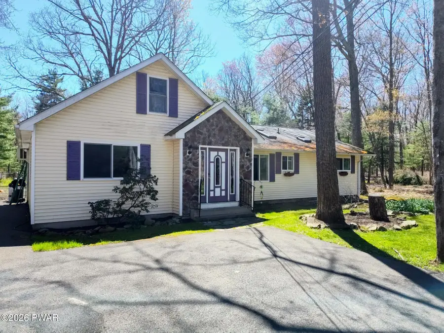 134 Weasel Road, Dingmans Ferry, PA 18328 - #2