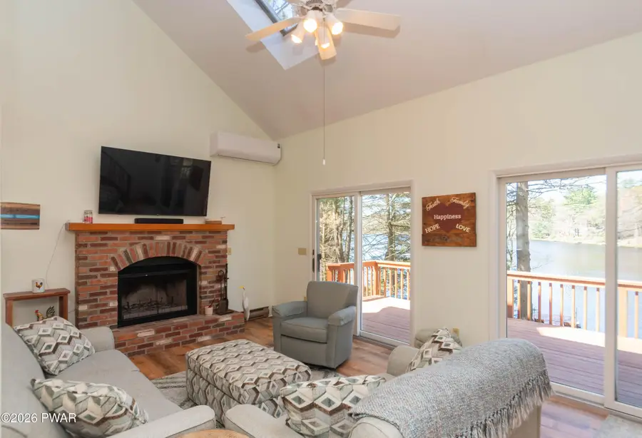 154 N Lake Shore Drive, Dingmans Ferry, PA 18328 - #3