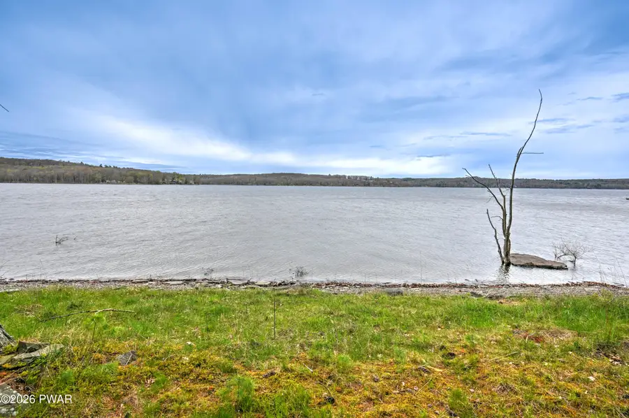 100 Harbor Landing, Paupack, PA 18451 - #3