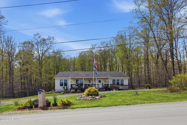 25 Schnakenberg Road, Equinunk, PA 18417