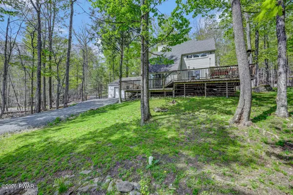 103 Orchard Lane, Greentown, PA 18426