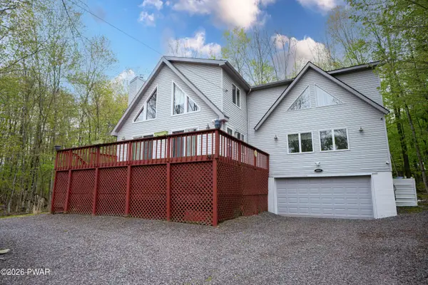 120 S Fairway Drive, Lake Ariel, PA 18436