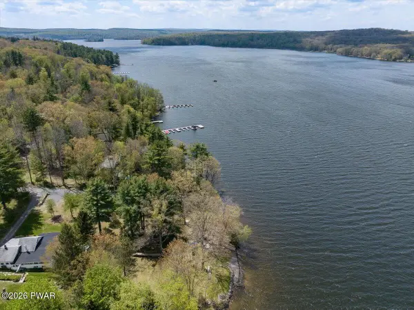 115 Leonard Lane, Paupack, PA 18451