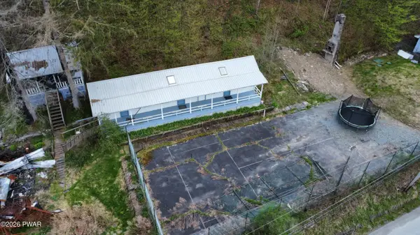 289 Starlight Lake Road, Starlight, PA 18461