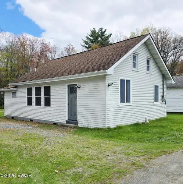 115 Seeley Road, Hawley, PA 18428