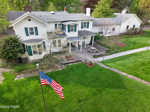 219 Hudson Street, Hawley, PA 18428