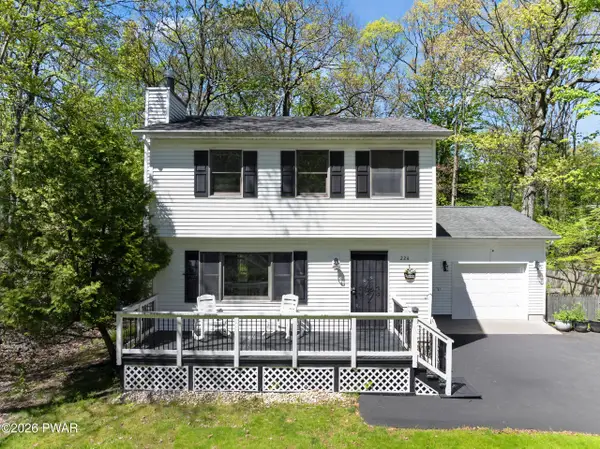 224 Westfall Drive, Dingmans Ferry, PA 18328