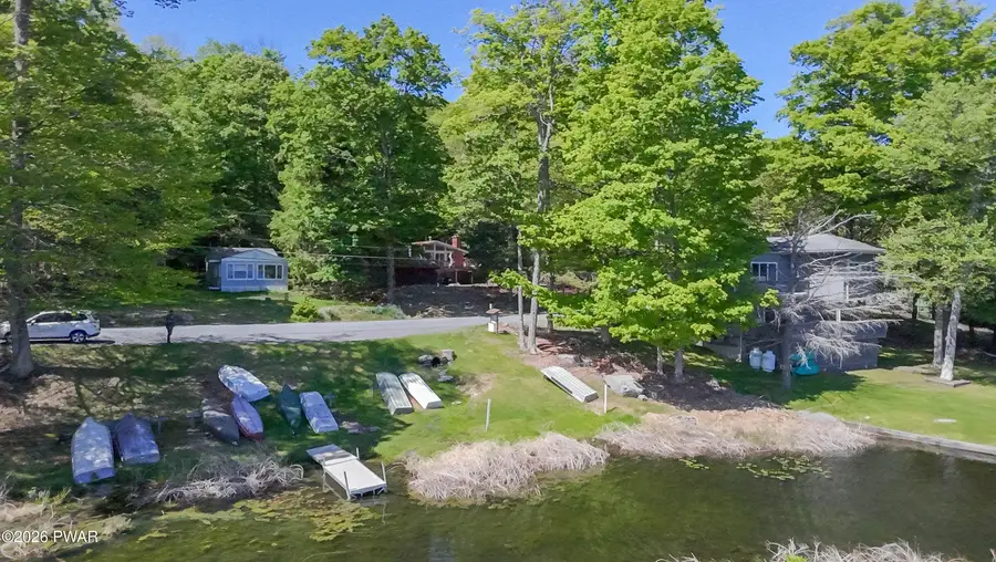 240 W Shore Drive, Hawley, PA 18428 - #2