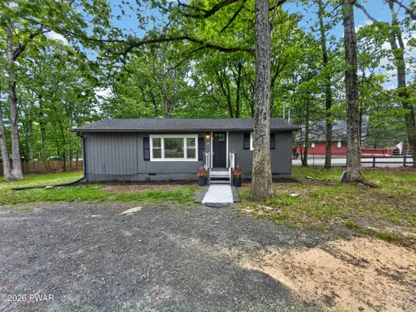 159 Sandstone Drive, Dingmans Ferry, PA 18328
