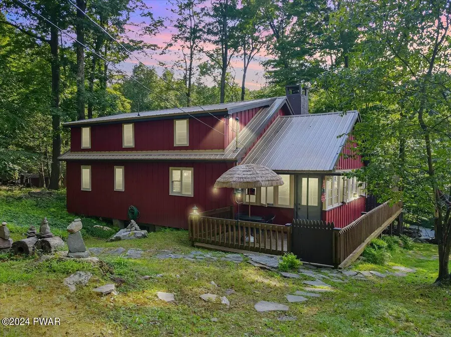 112 Beechwood Cove Road, Greentown, PA 18426 - #2