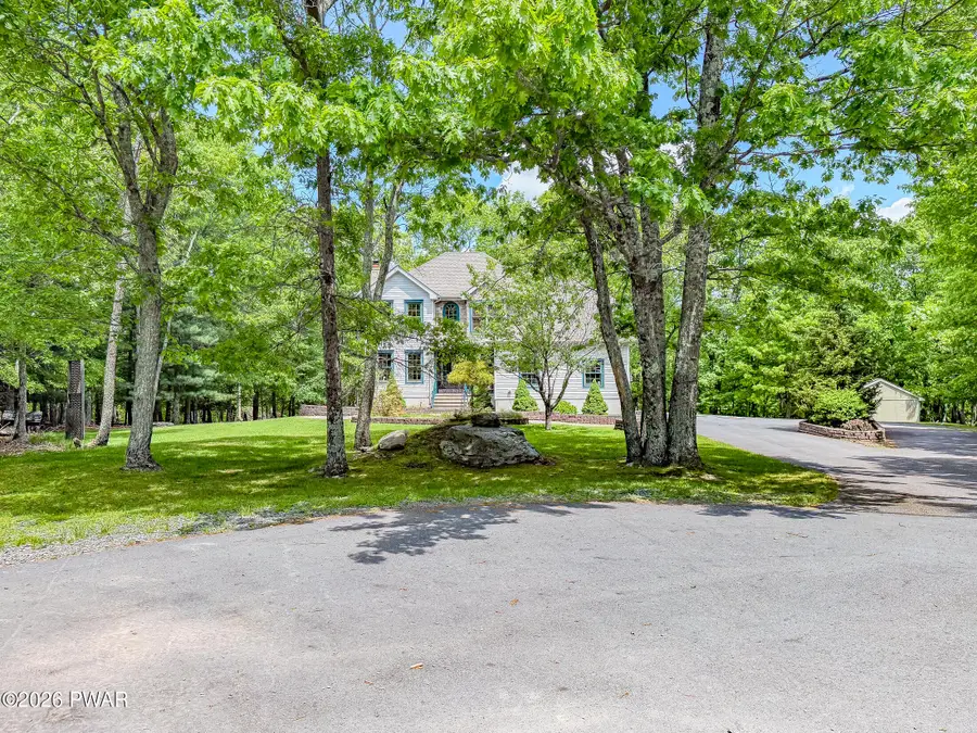 106 Quarry Ln., Tafton, PA 18464 - #3