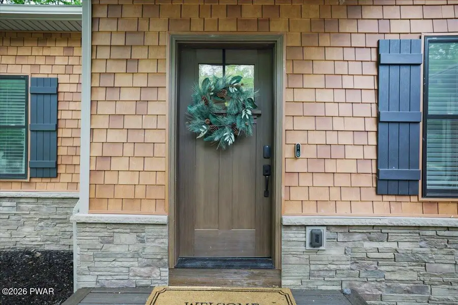 805 Visalia Court, Lords Valley, PA 18428 - #3