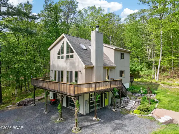 161 Woodland Drive, Dingmans Ferry, PA 18328