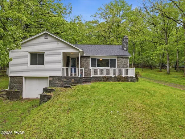 232 Garrity Road, Hawley, PA 18428