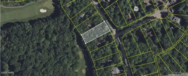 22 Wedge Drive, Lake Ariel, PA 18436