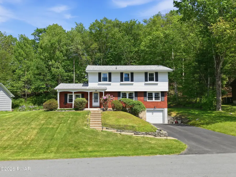 17 Elizabeth Avenue, Honesdale, PA 18431 - #3