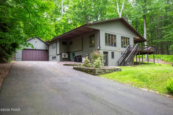 1489 Lakeland Drive, Lake Ariel, PA 18436